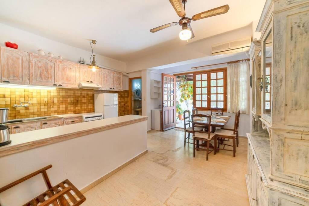 Fortezza Garden Home 罗希姆诺 外观 照片